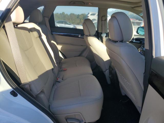 Photo 11 from auction – 2015 KIA SORENTO EX with VIN 5XYKU4A79FG590024
