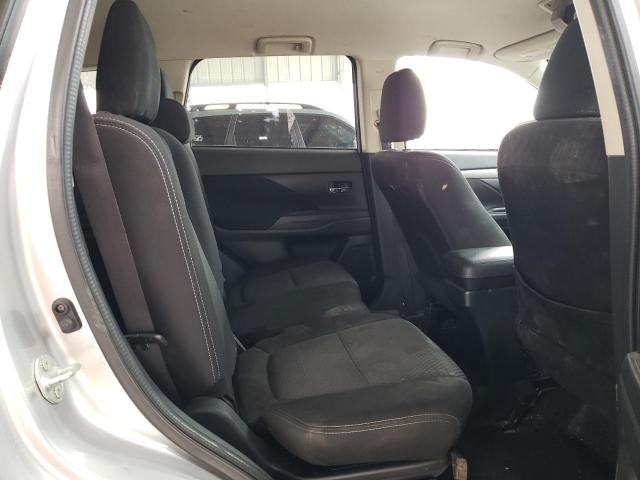 Photo 11 from auction – 2018 MITSUBISHI OUTLANDER with VIN JA4AD2A38JZ055381