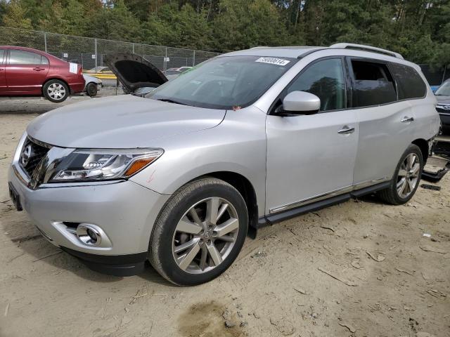 NISSAN PATHFINDER 2013 with VIN 5N1AR2MM9DC677373 - Photo from auction