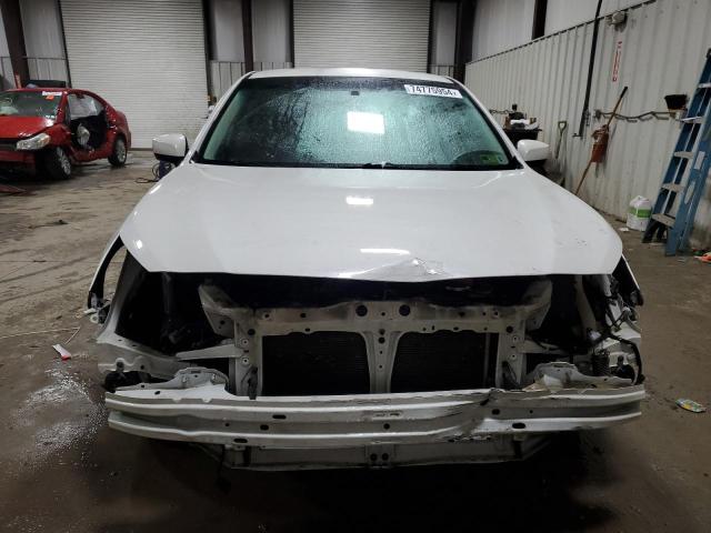 Photo 5 from auction – 2016 SUBARU LEGACY 2.5 with VIN 4S3BNBC69G3021797