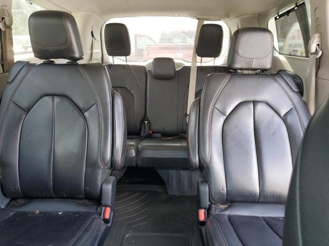 Photo 10 from auction – 2017 CHRYSLER PACIFICA T with VIN 2C4RC1BG1HR613857