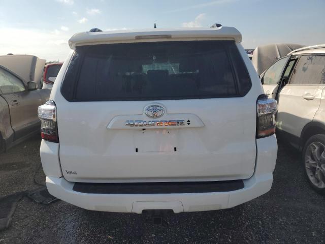 Photo 6 from auction – 2023 TOYOTA 4RUNNER SR with VIN JTEEU5JR9P5293488