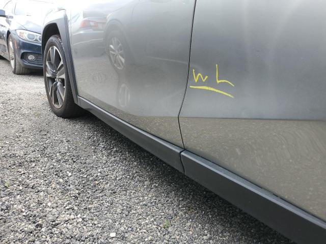 Photo 12 from auction – 2021 LEXUS UX 200 with VIN JTHP3JBH7M2036324