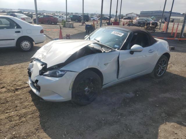 MAZDA MX-5 MIATA 2019 with VIN JM1NDAD74K0305740 - Photo from auction