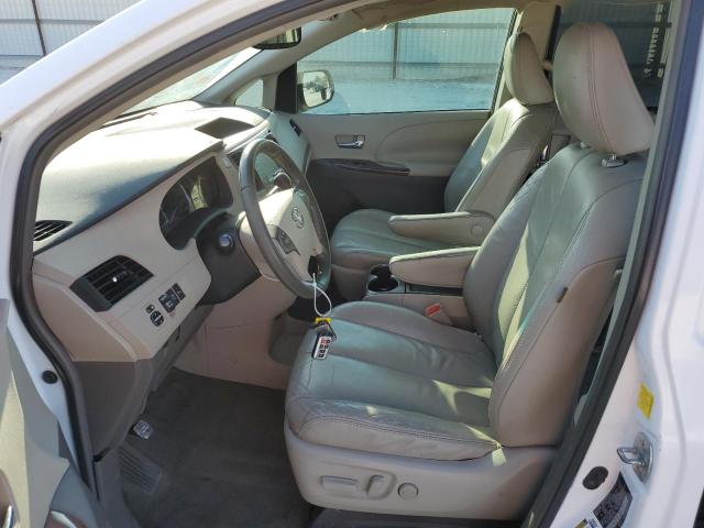 Photo 7 from auction – 2011 TOYOTA SIENNA XLE with VIN 5TDYK3DC7BS128304