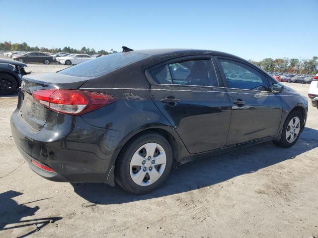 Photo 3 from auction – 2017 KIA FORTE LX with VIN 3KPFK4A70HE047569