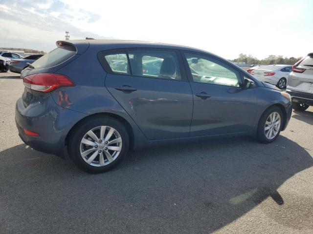 Photo 3 from auction – 2016 KIA FORTE EX with VIN KNAFX5A83G5493903
