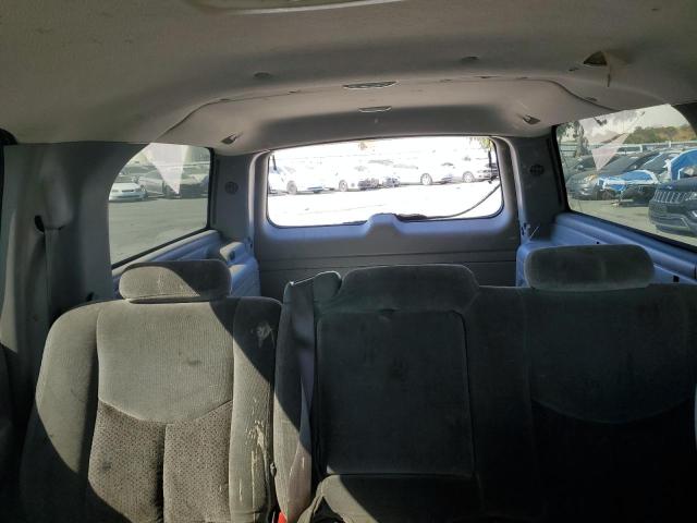 Photo 10 from auction – 2004 CHEVROLET SUBURBAN K with VIN 1GNFK16T24J201367