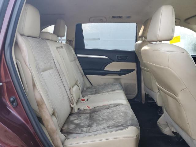 Photo 11 from auction – 2015 TOYOTA HIGHLANDER with VIN 5TDBKRFH9FS138856