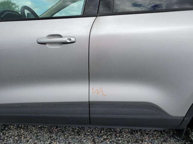 Photo 13 from auction – 2020 FORD ESCAPE SE with VIN 1FMCU0G66LUA23870
