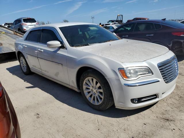 Photo 4 from auction – 2014 CHRYSLER 300 with VIN 2C3CCAAG4EH216544