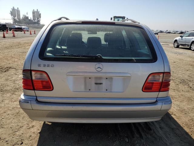 Photo 6 from auction – 2001 MERCEDES-BENZ E 320 with VIN WDBJH65J01B276815