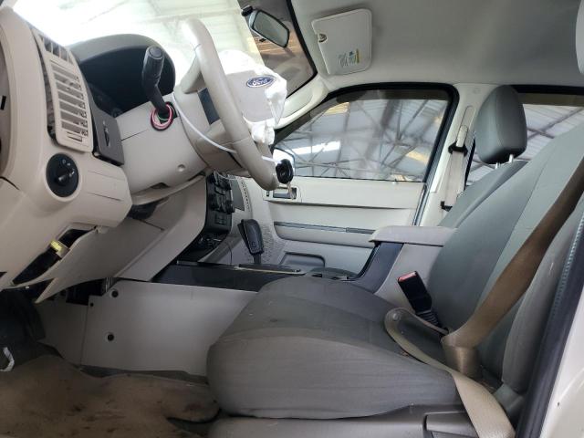 Photo 7 from auction – 2010 FORD ESCAPE XLS with VIN 1FMCU0C70AKB80558