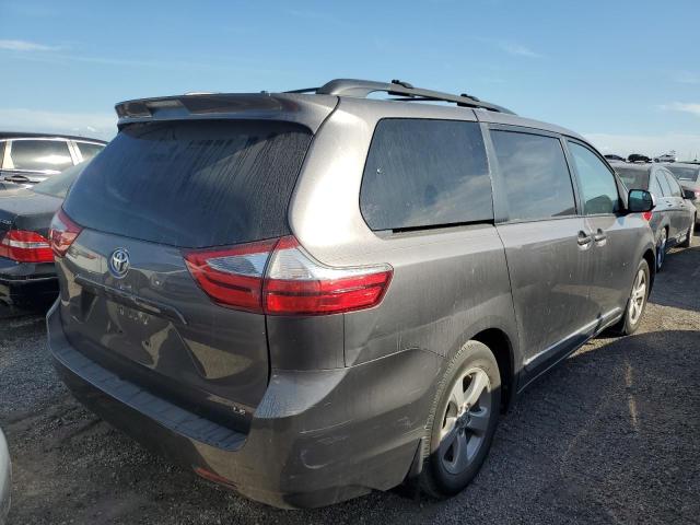 Photo 3 from auction – 2017 TOYOTA SIENNA LE with VIN 5TDKZ3DC9HS887417