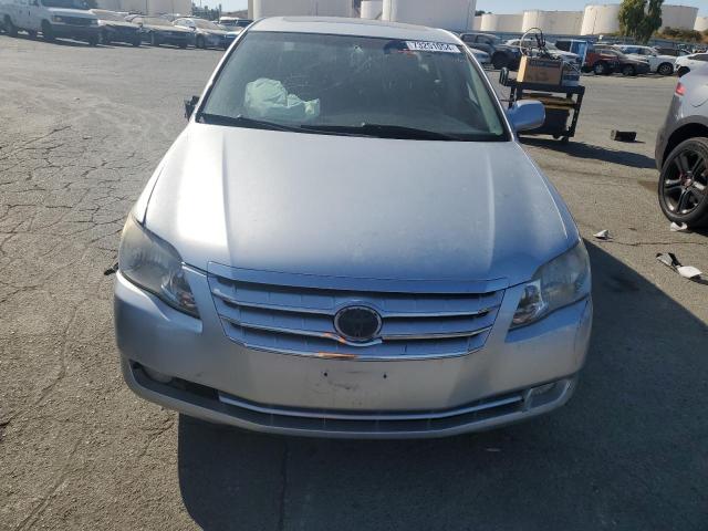 Photo 5 from auction – 2005 TOYOTA AVALLON with VIN 4T1BK36B75U051584