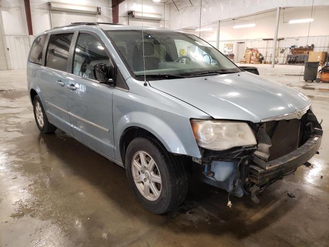 Photo 4 from auction – 2010 CHRYSLER TOWN & COU with VIN 2A4RR5D17AR302755