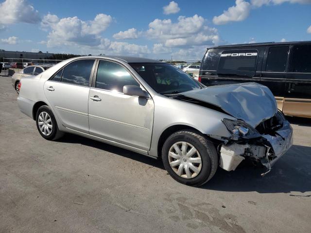 Photo 4 from auction – 2005 TOYOTA CAMRY LE with VIN 4T1BE30K75U097092
