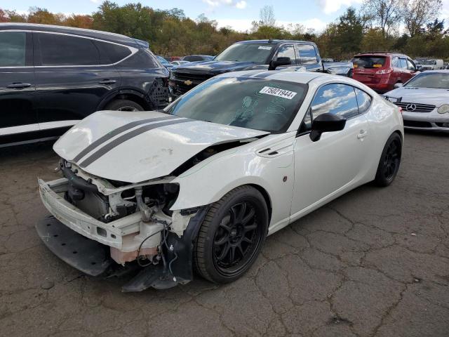 TOYOTA 86 BASE 2017 with VIN JF1ZNAA10H9707313 - Photo from auction