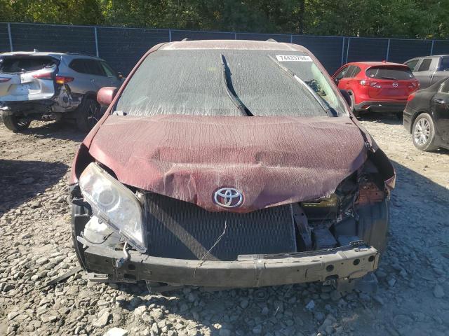 Photo 5 from auction – 2015 TOYOTA SIENNA LE with VIN 5TDKK3DC0FS659047