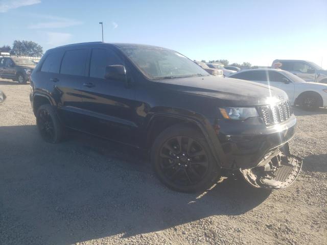 Photo 4 from auction – 2017 JEEP GRAND CHER with VIN 1C4RJFAG7HC938588