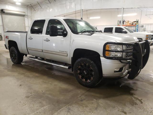 Photo 4 from auction – 2014 CHEVROLET 2500 with VIN 1GC1KYEGXEF124896