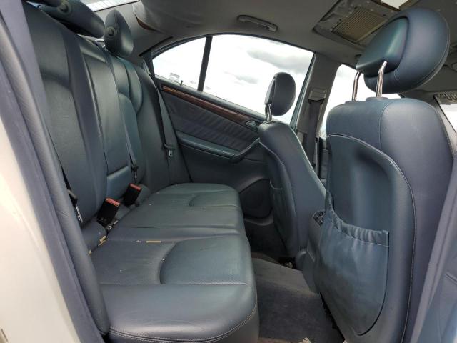 Photo 10 from auction – 2002 MERCEDES-BENZ C 320 with VIN WDBRF64J82F243176