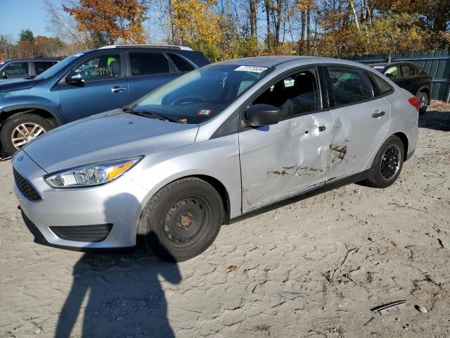 FORD FOCUS S 2015 with VIN 1FADP3E22FL338036 - Photo from auction