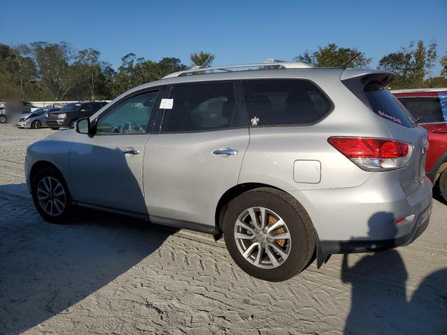 Photo 2 from auction – 2015 NISSAN PATHFINDER with VIN 5N1AR2MN5FC715807