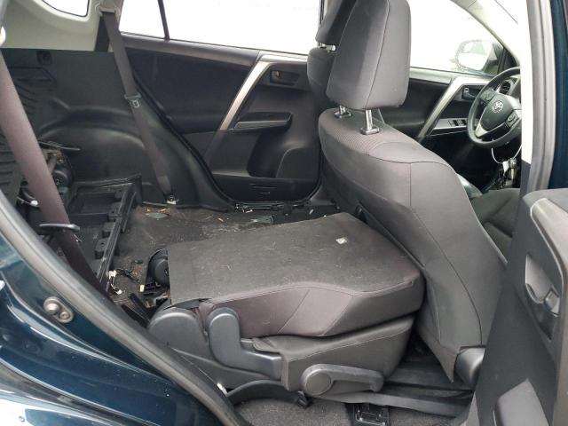 Photo 10 from auction – 2018 TOYOTA RAV4 LE with VIN JTMZFREV6JJ176903