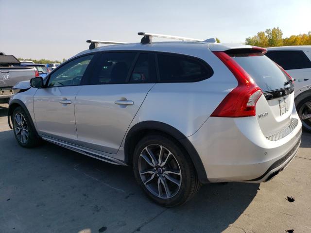 Photo 2 from auction – 2016 VOLVO V60 CROSS with VIN YV4612HK0G1007816