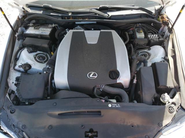Photo 11 from auction – 2017 LEXUS IS 300 with VIN JTHCM1D20H5017106