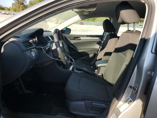 Photo 7 from auction – 2013 VOLKSWAGEN PASSAT S with VIN 1VWAP7A30DC043319