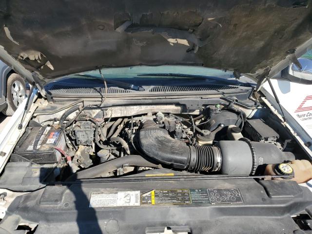 Photo 11 from auction – 2000 FORD F150 with VIN 1FTRX17W5YNB57296