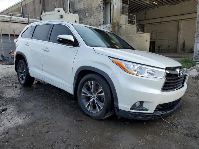 Photo 4 from auction – 2016 TOYOTA HIGHLANDER with VIN 5TDJKRFH9GS347849