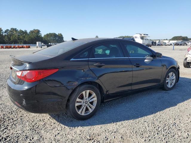 Photo 3 from auction – 2013 HYUNDAI SONATA GLS with VIN 5NPEB4AC7DH651070