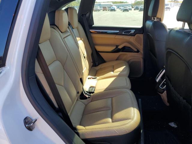 Photo 11 from auction – 2016 PORSCHE CAYENNE with VIN WP1AA2A24GLA10468