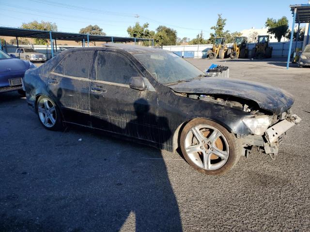 Photo 4 from auction – 2001 LEXUS IS 300 with VIN JTHBD182610022397