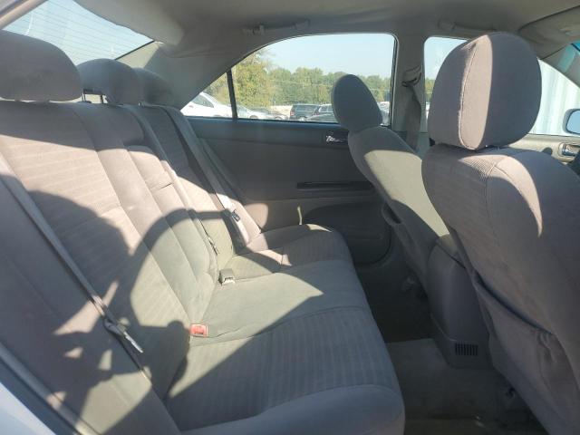 Photo 10 from auction – 2005 TOYOTA CAMRY LE with VIN 4T1BE32K35U600968