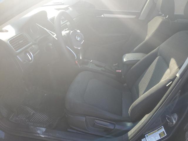 Photo 7 from auction – 2012 VOLKSWAGEN PASSAT S with VIN 1VWAP7A3XCC019611