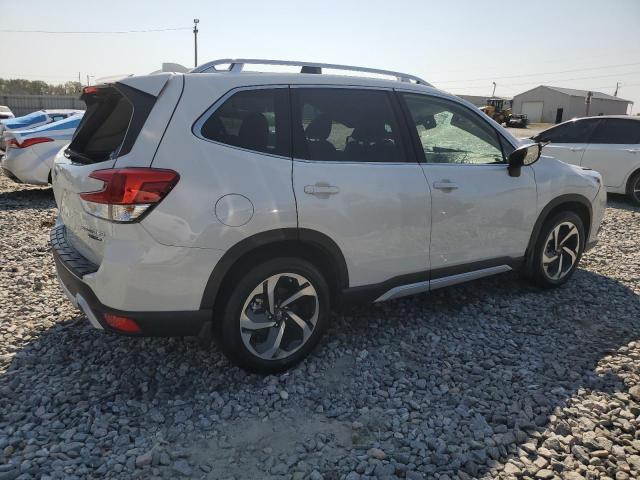 Photo 3 from auction – 2023 SUBARU FORESTER T with VIN JF2SKARC6PH452621