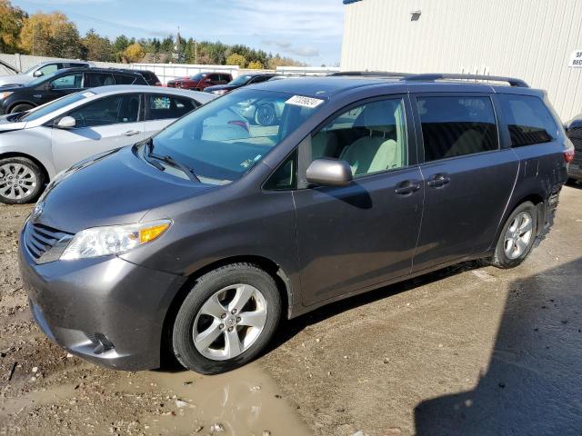 TOYOTA SIENNA LE 2015 with VIN 5TDKK3DC8FS575140 - Photo from auction
