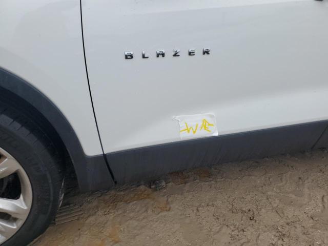 Photo 13 from auction – 2020 CHEVROLET BLAZER 3LT with VIN 3GNKBDRS4LS581022