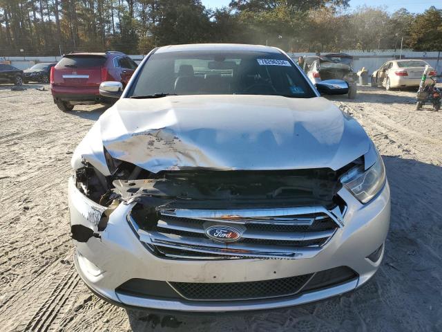 Photo 5 from auction – 2013 FORD TAURUS LIM with VIN 1FAHP2F80DG145954