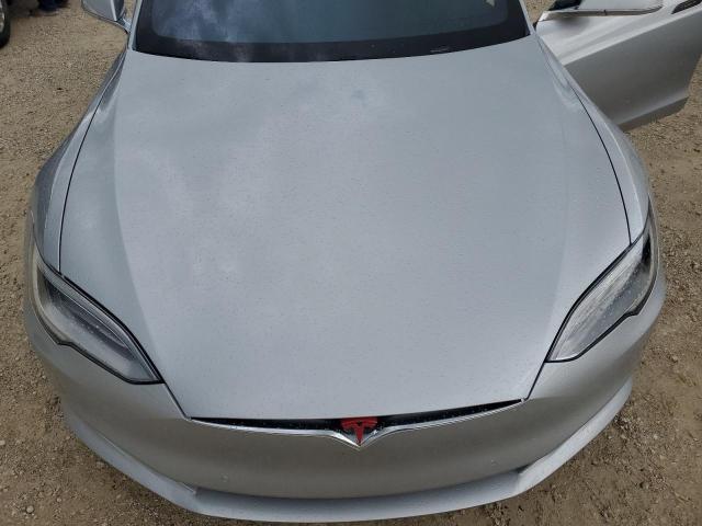 Photo 11 from auction – 2018 TESLA MODEL S with VIN 5YJSA1E26JF273873