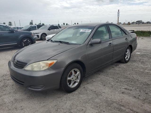 TOYOTA CAMRY LE 2002 with VIN 4T1BE32K02U611468 - Photo from auction