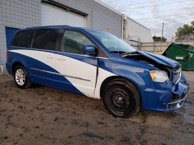Photo 4 from auction – 2015 CHRYSLER TOWN & COU with VIN 2C4RC1BG4FR696729