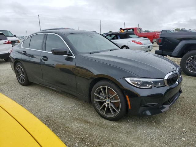 Photo 4 from auction – 2020 BMW 330XI with VIN 3MW5R7J00L8B00996