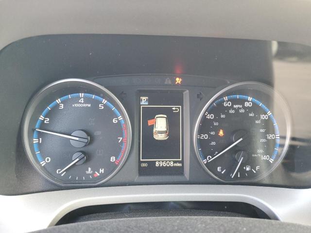 Photo 9 from auction – 2018 TOYOTA RAV4 LE with VIN 2T3BFREV3JW856339