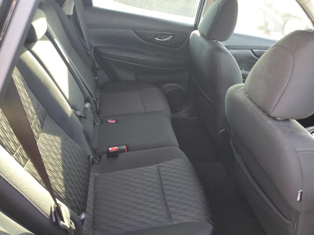 Photo 11 from auction – 2018 NISSAN ROGUE S with VIN 5N1AT2MT4JC765199
