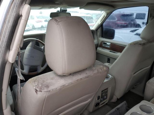 Photo 8 from auction – 2014 LINCOLN NAVIGATOR with VIN 5LMJJ2H52EEL01014